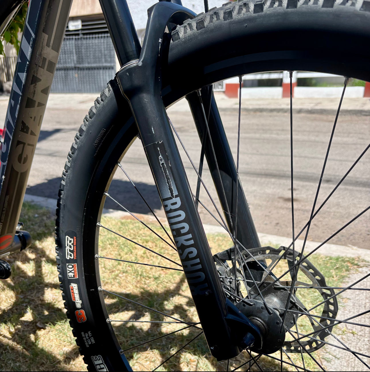 Bicicleta Giant 12 V Talla S